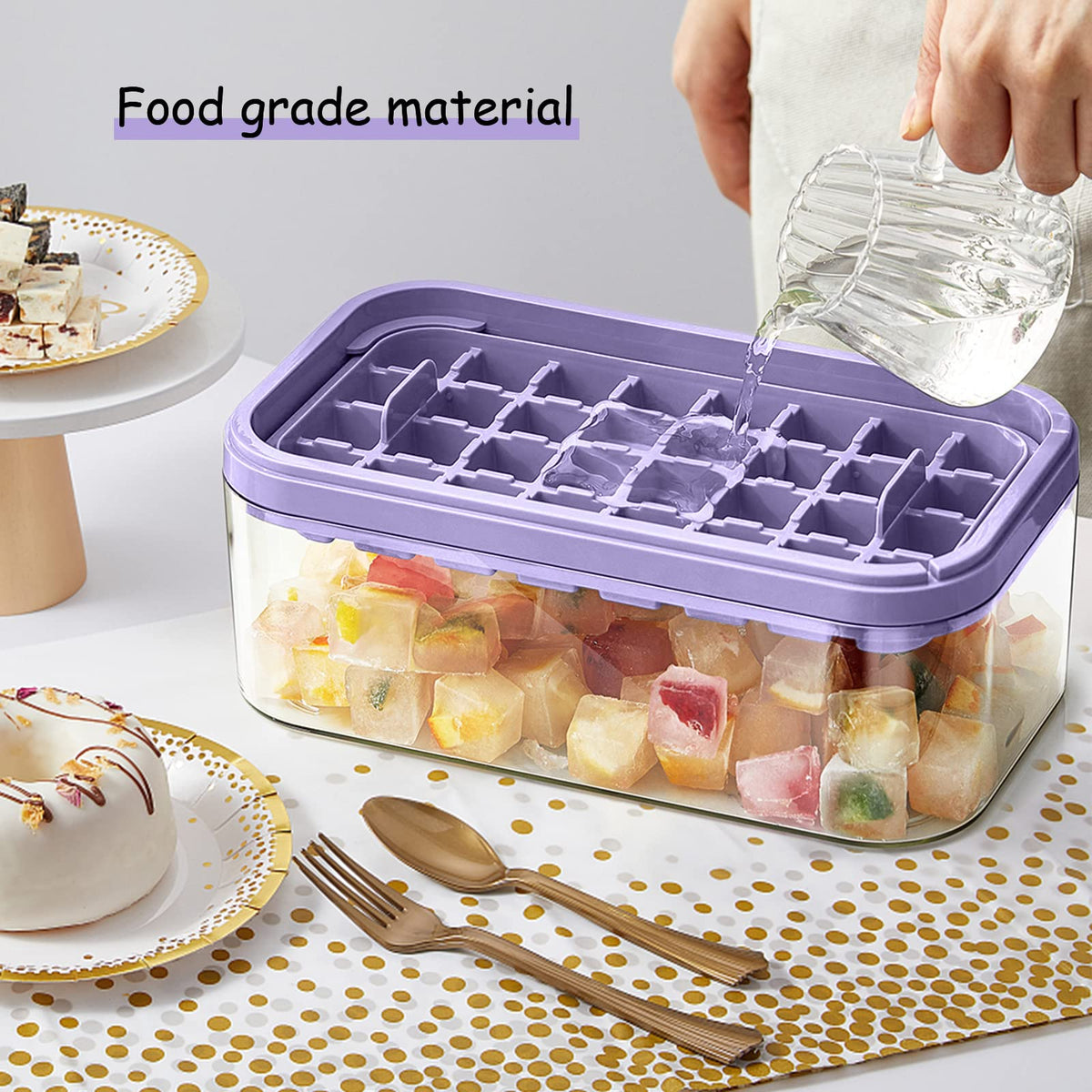 Dooonly purple tray with included scoop and container for neat stacking.
