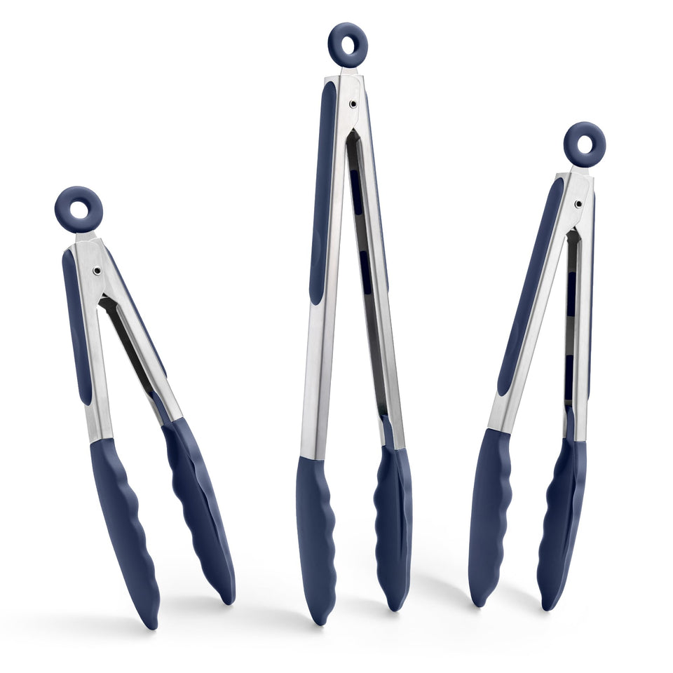 Doosu kitchen tongs with a stainless steel body for sturdy, heavy lifting.