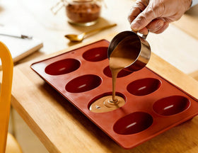 Dootafy 3D chocolate egg mold ideal for Easter candy and treats