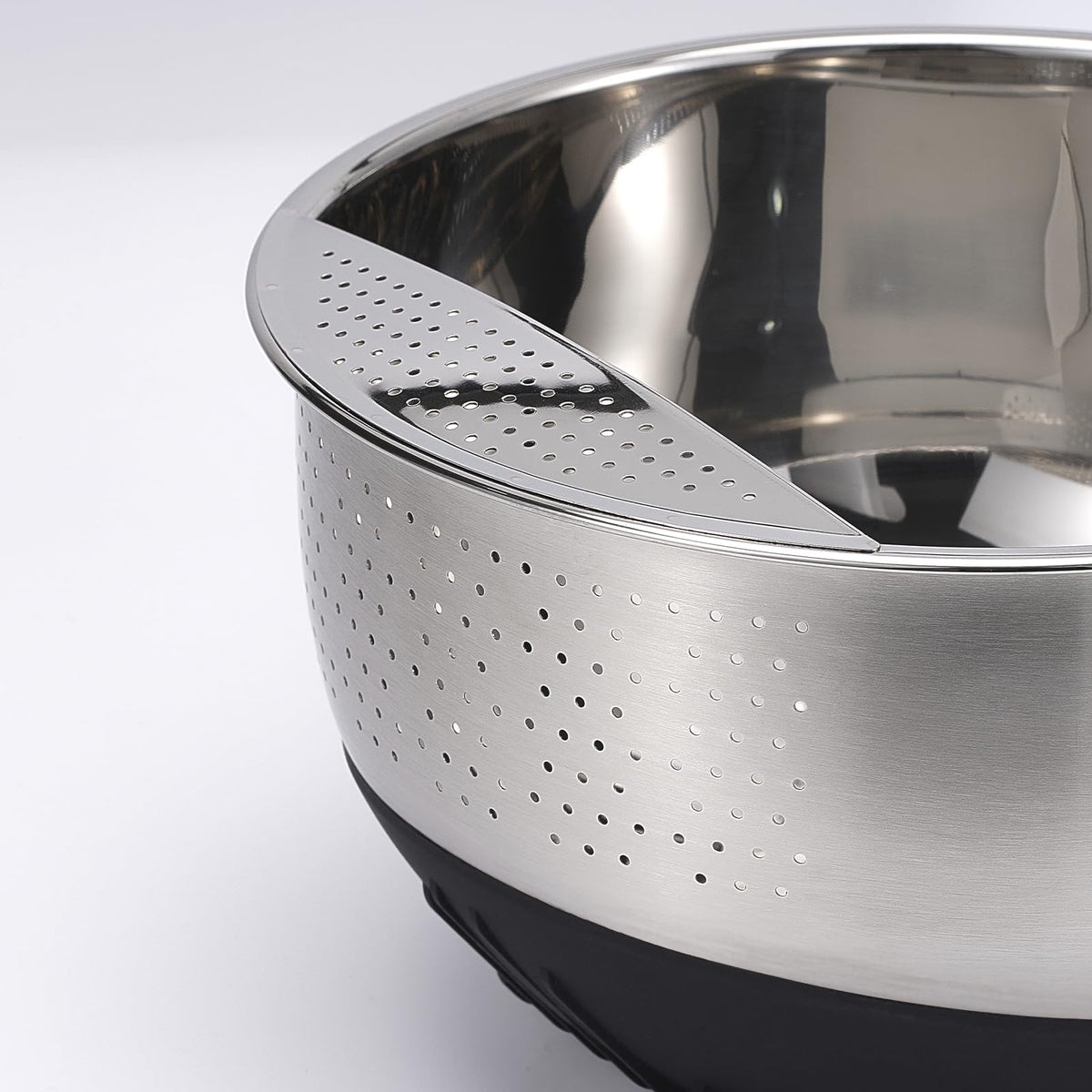 DOPMEP dishwasher safe washing bowl for easy cleanup.