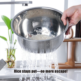 DOPMEP side-drainers-kitchen-colander enables quick drainage during prep.