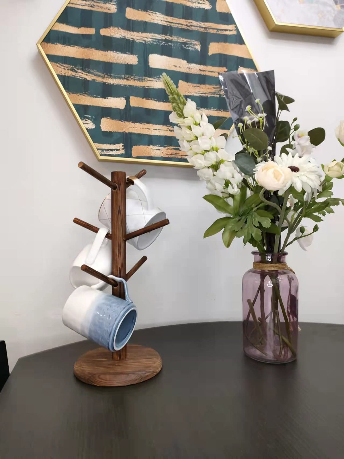 Dorhors rustic mug stand with non-slip feet stays steady on smooth surfaces.