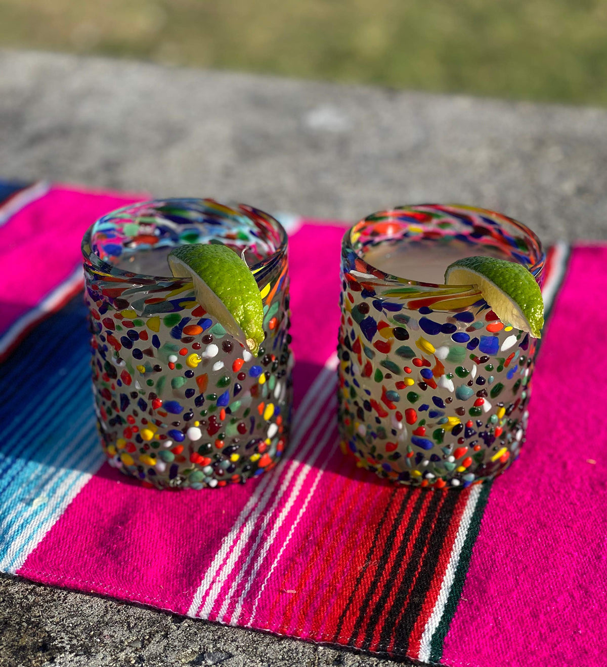 Unique confetti rock pattern, each glass may vary slightly.