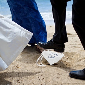 DOUDIZHU drawstring bag keeps fragments safely stored after the ceremony.