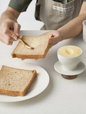 DOWAN butter dish holds 9-11oz, ideal for family meals.
