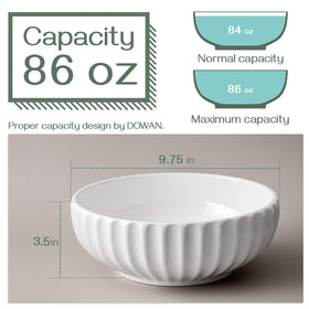 DOWAN ribbed-grip bowls are easy to hold during serving.