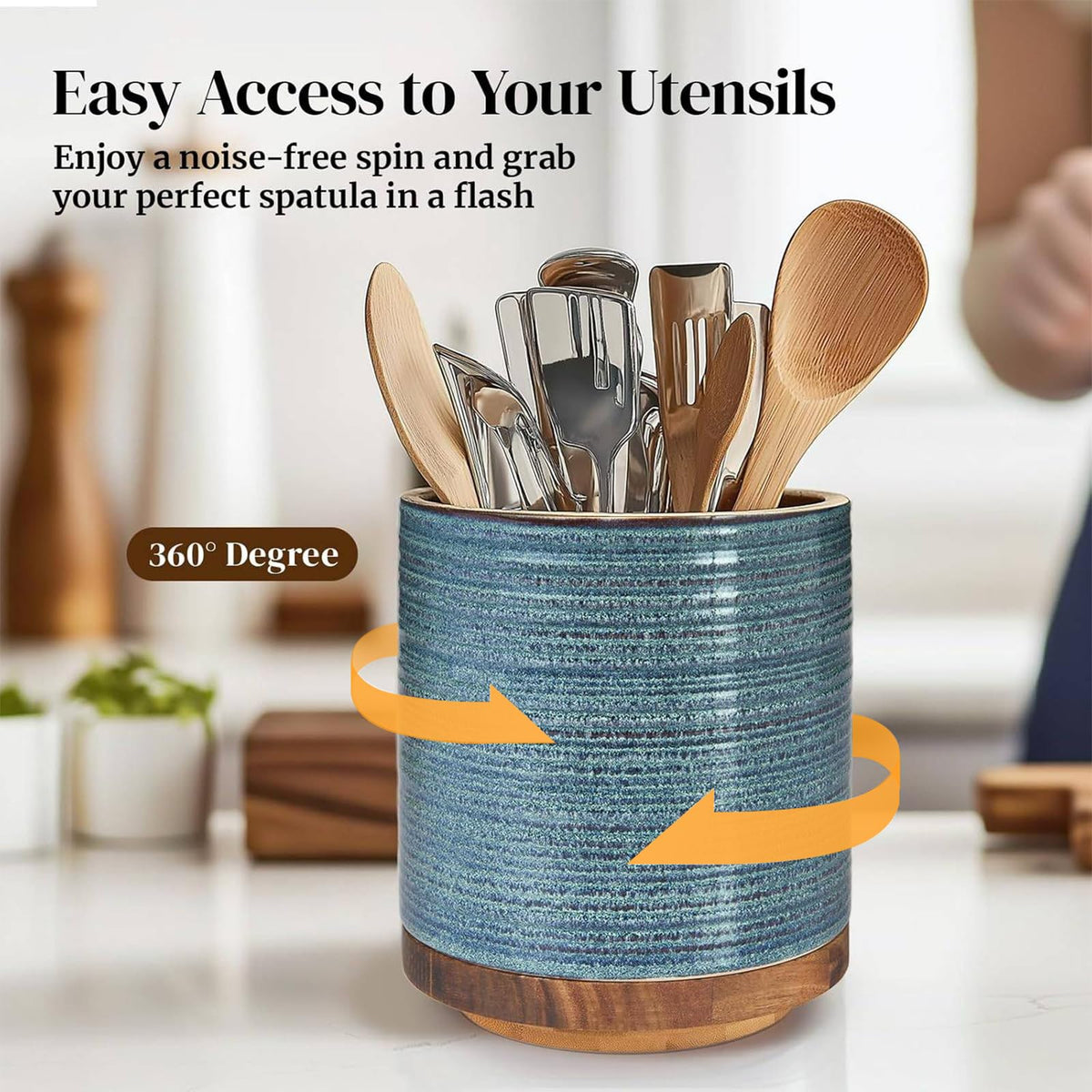 DOWAN stable weighted wood base keeps the crock upright during busy cooking