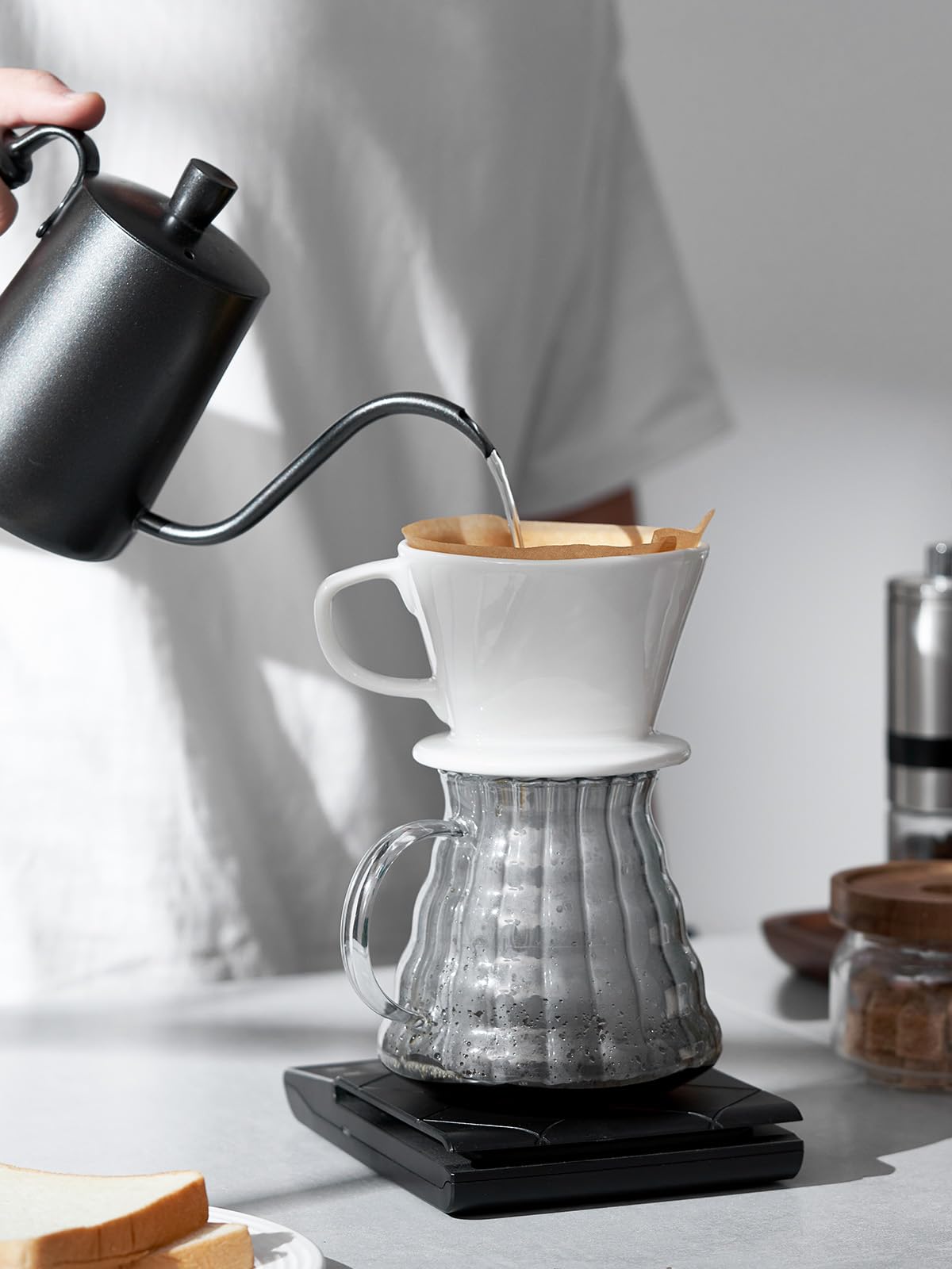 Dowan three-hole pour over design emphasizes concentrated extraction for better flavor.