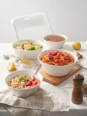 DOWAN white porcelain pasta bowl with generous depth for noodles