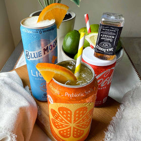 Draft Top Lift Universal garnishes-ready shot suitable for cocktails and presentation.