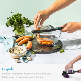 Dreamfarm Nocutu safe-cutting-on-flat-surface ensures steady prep sessions.