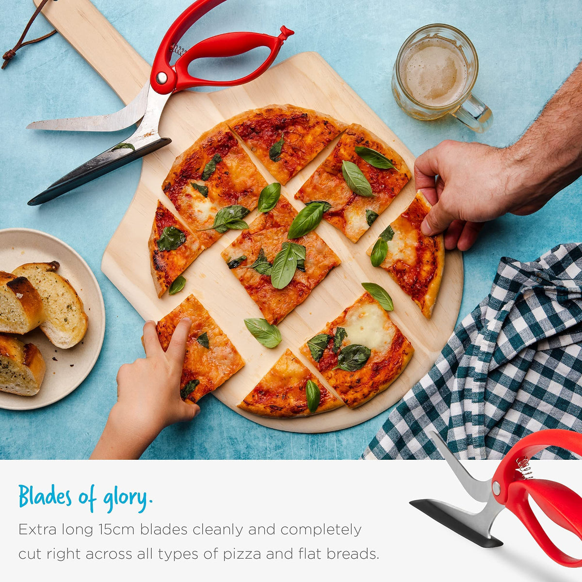 Dreamfarm Scizza cuts pizza and flat breads with ease.