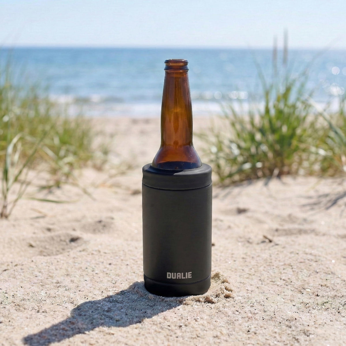 DUALIE durable stainless steel build resists chips and condensation