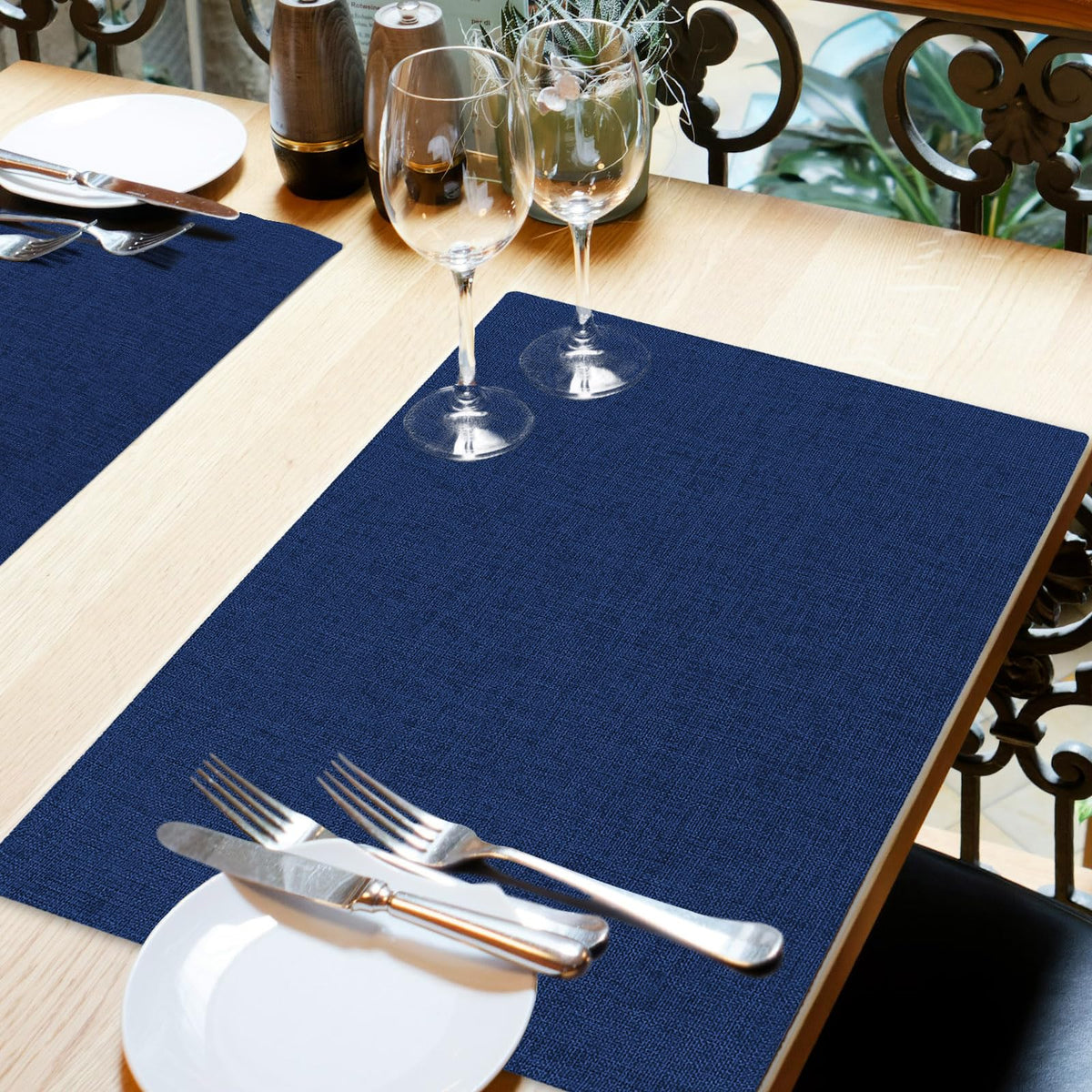DWCCRURD navy placemats enhance dining ambiance for casual and festive meals