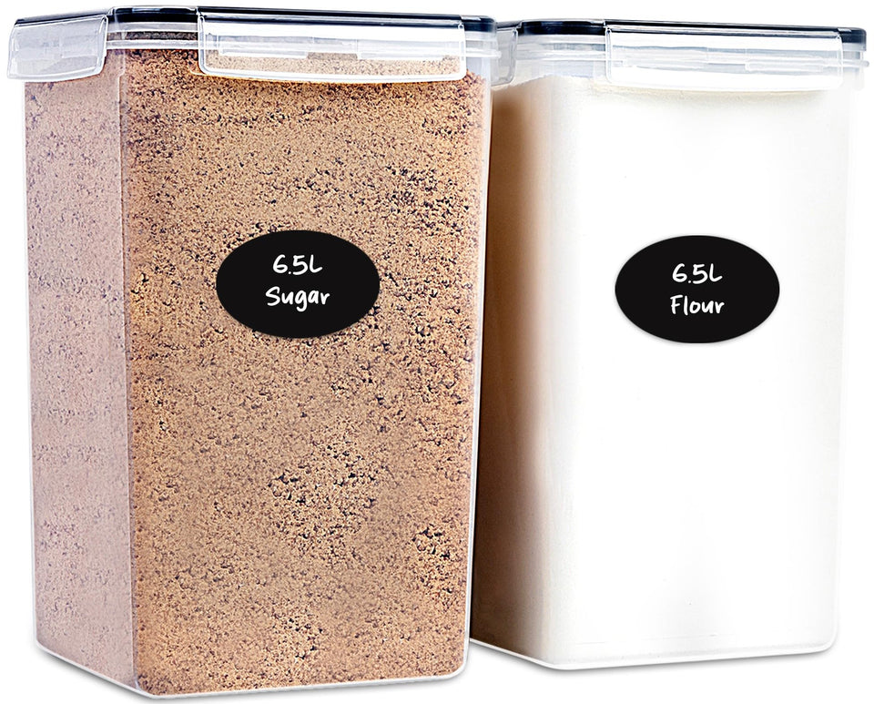 DWËLLZA KITCHEN extra-large flour container with lid keeps bulk flour fresh and organized.