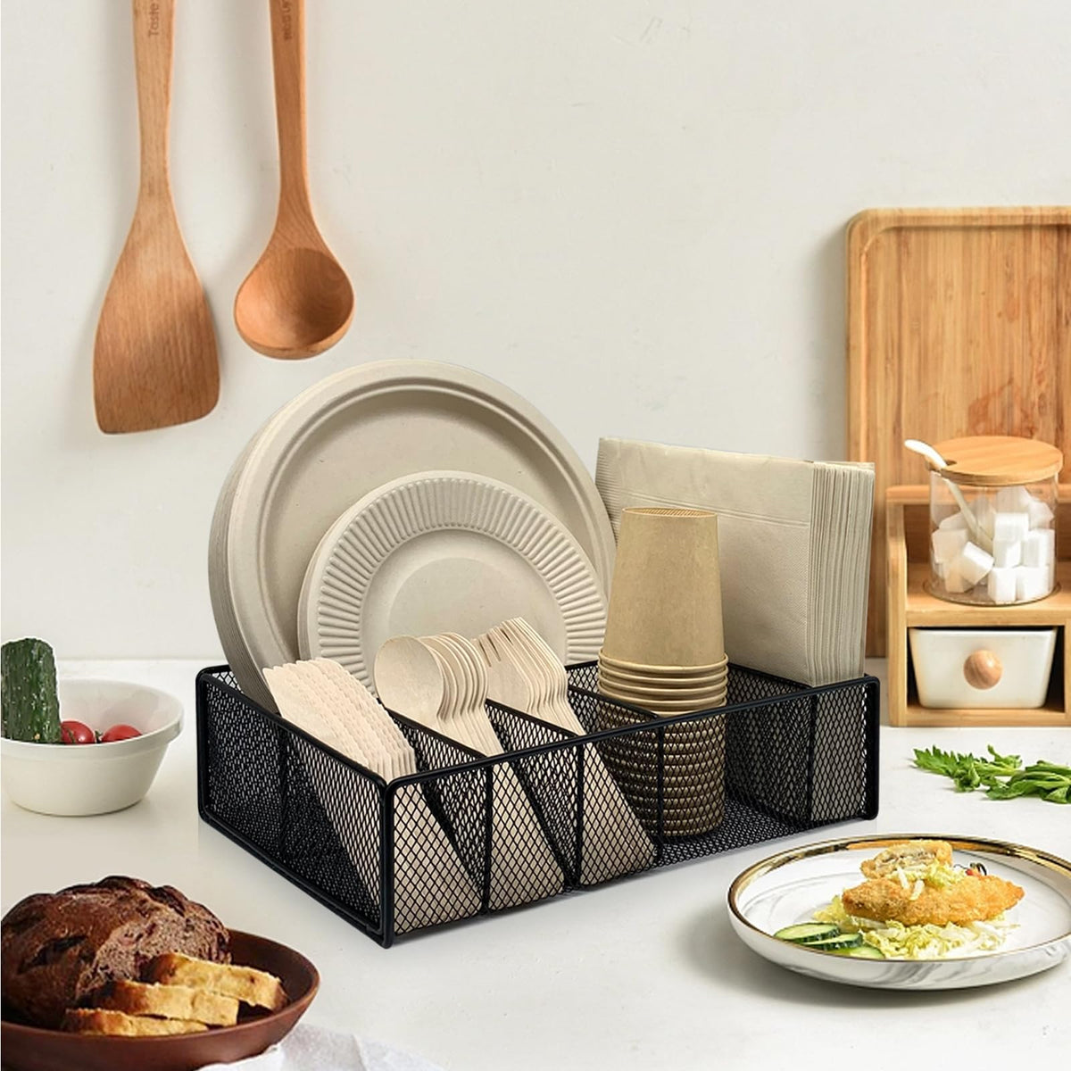 DysanVica black metal mesh organizer showcases durability and style.
