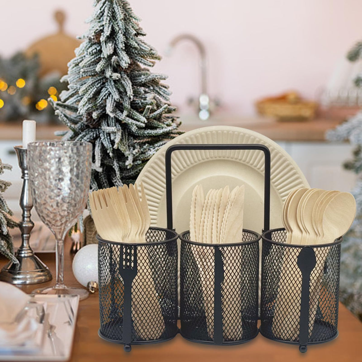 DysanVica hidden handle design enables easy carrying and handling.