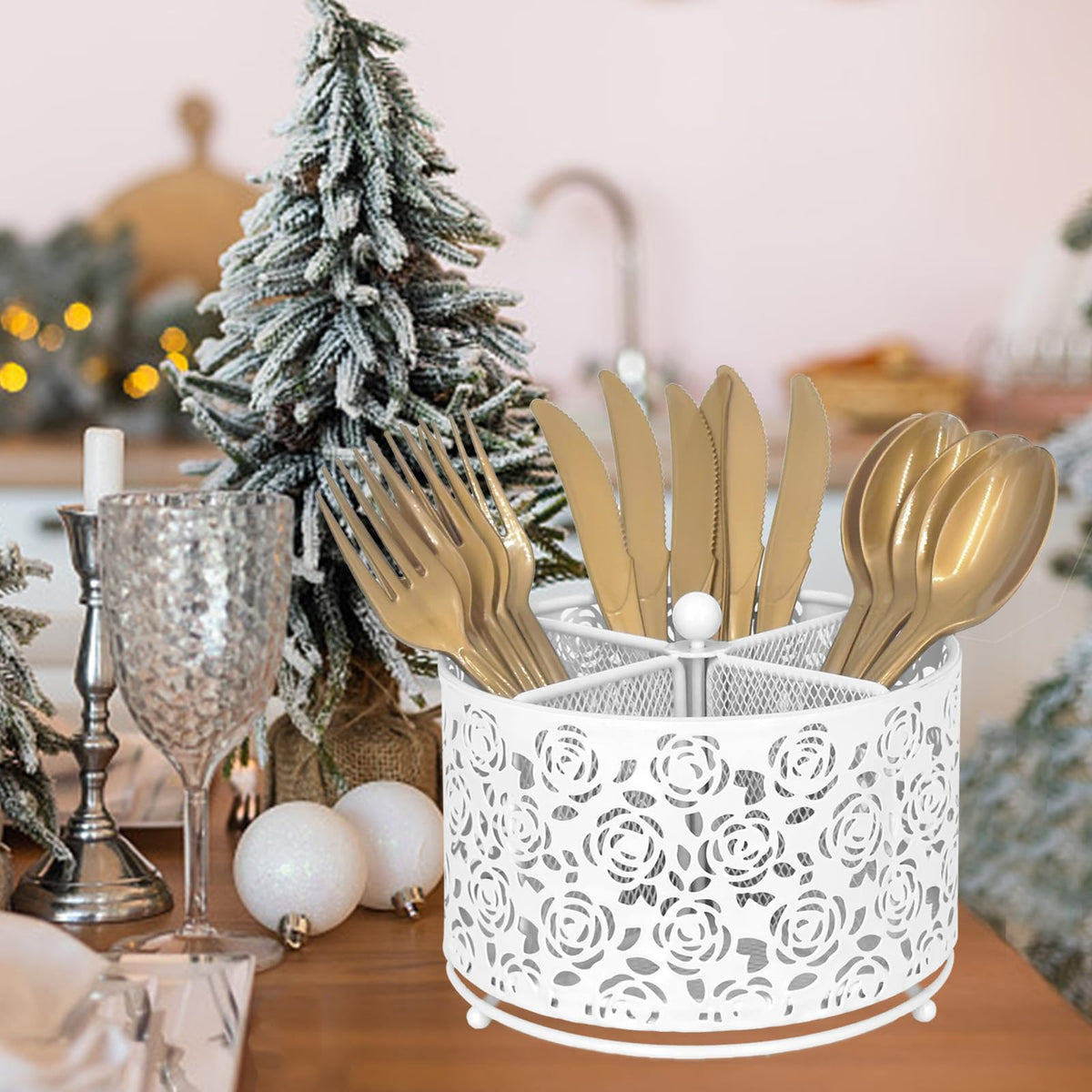 DysanVica compact flatware organizer ideal for picnics and buffets.