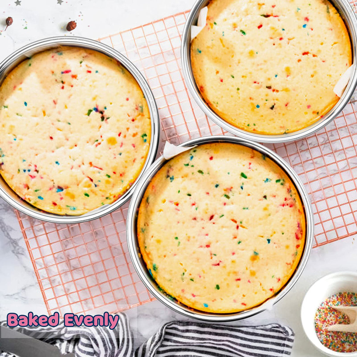 E-far dishwasher-safe bakeware for easy cleanup.