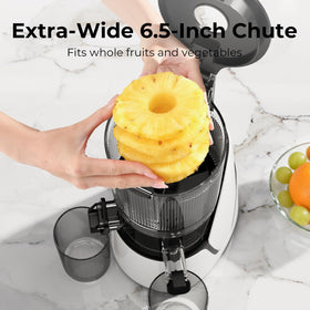 EanOruus juice bottle captures fresh juice extraction