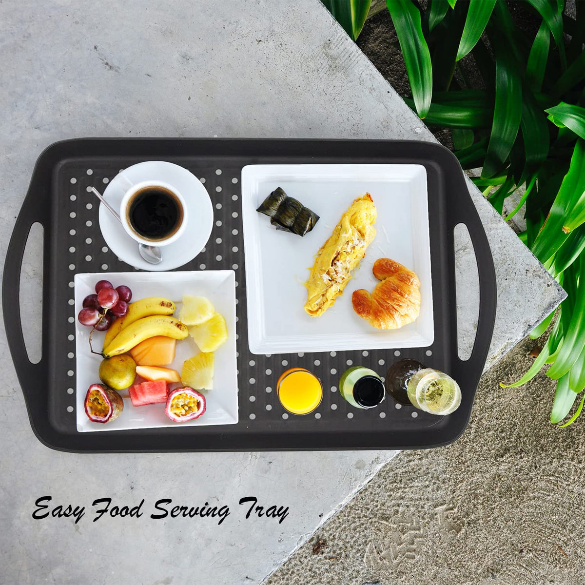 ECOIOU multiuse tray suits breakfast, picnics, and TV time