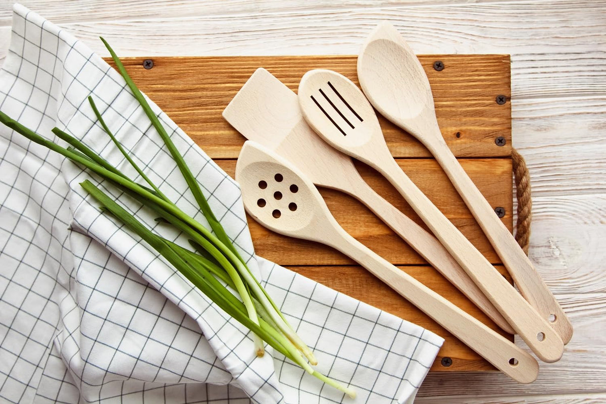 ECOSALL long handle stays cool during kitchen prep.