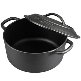 EDGING CASTING dual-handle dutch oven for easy transport from stove to table.