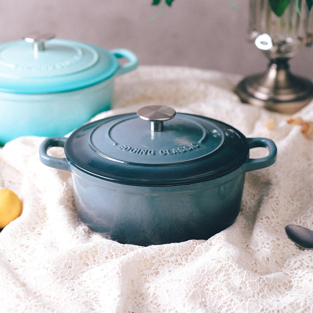 Edging Casting serves 6-7 portions for family-sized meals.
