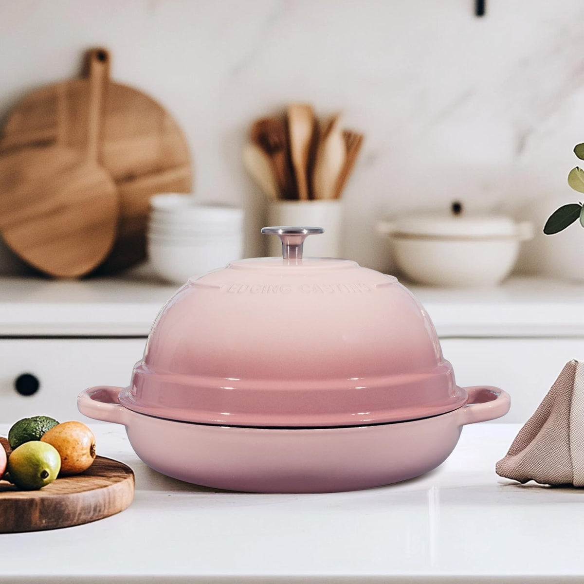 EDGING CASTING heat-source compatibility demonstrates versatile stove and oven use.
