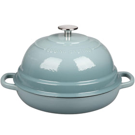 EDGING CASTING seasalt dutch oven with lid—even heat for perfect bread baking.