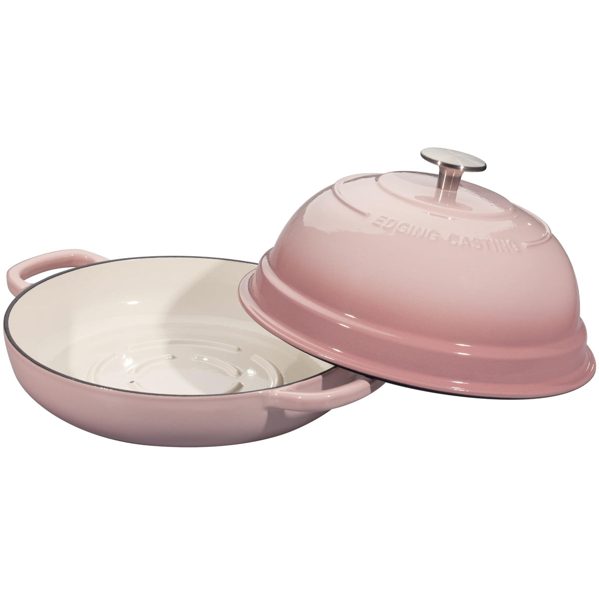 EDGING CASTING stainless-steel knob detail ensures sturdy, reliable lid operation.