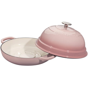 EDGING CASTING stainless-steel knob detail ensures sturdy, reliable lid operation.