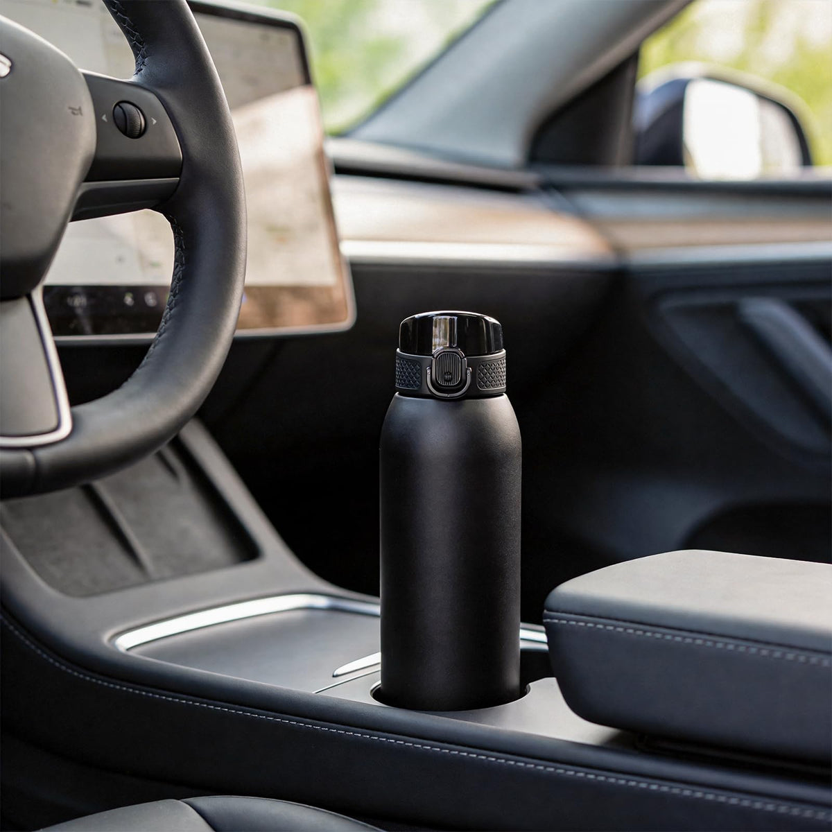 Edmyre stainless steel bottle ideal for fitness and office use.