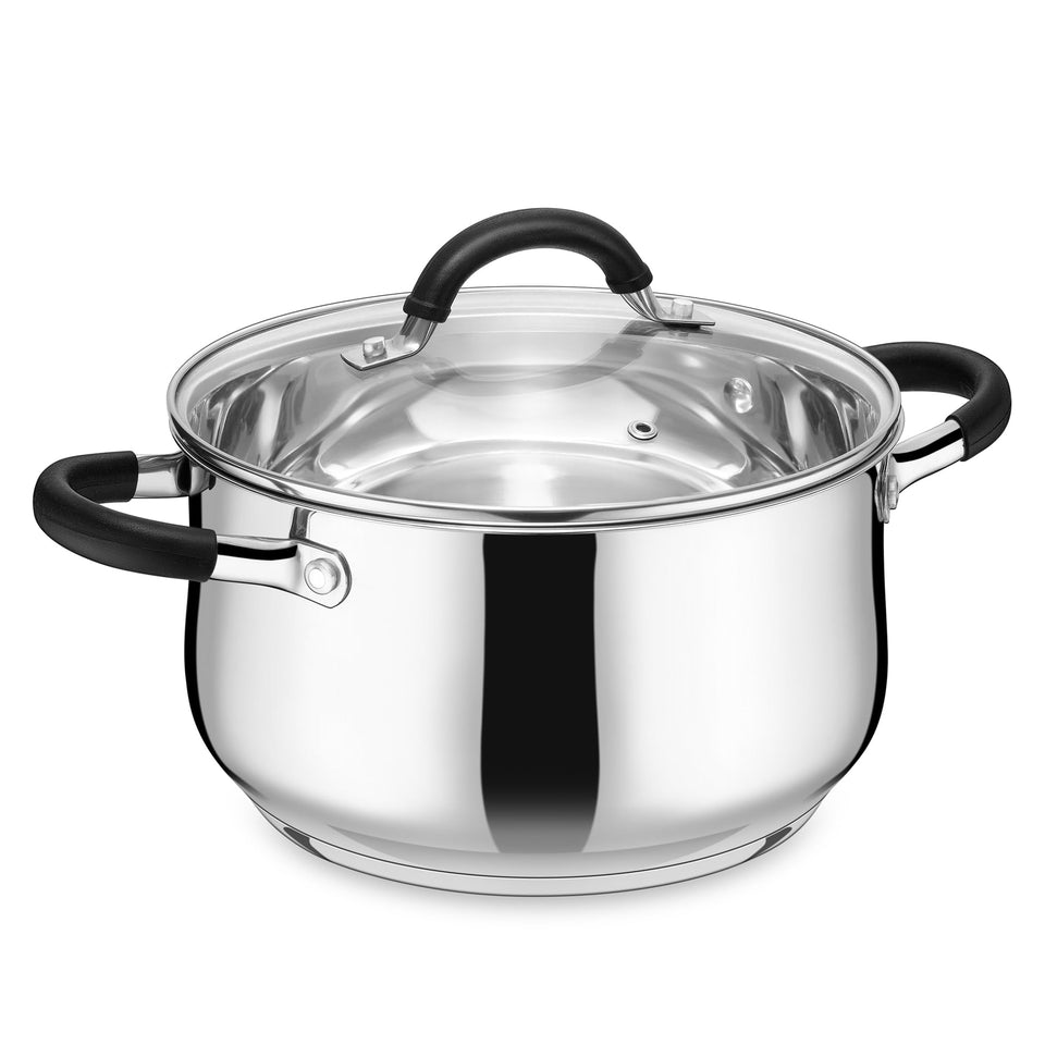 E-far 4-quart stockpot with visible lid for easy monitoring while boiling pasta.