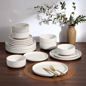 E-far gift-ready packaging ideal for housewarmings.