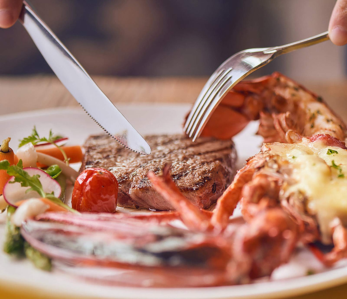 E-far dishwasher-safe flatware for quick cleanup after meals.