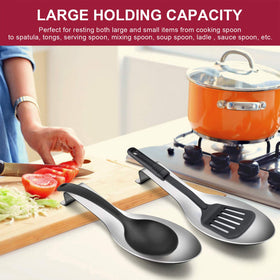 E-far spoon rest with utensils organized while finishing meals