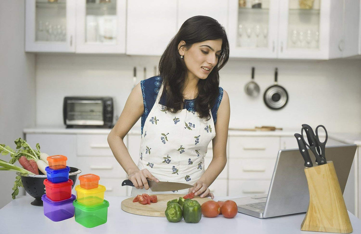 Efficient Nutrition DELUXE BPA-free plastic for safe, everyday meal prep.