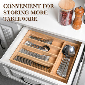 ehmeehme versatile table setting suitable for casual or formal occasions.