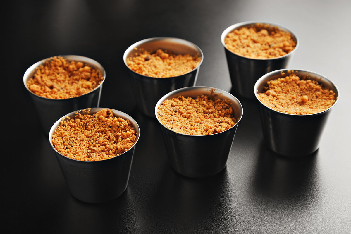 EHOMEA2Z compact au jus cups for easy serving and storage.