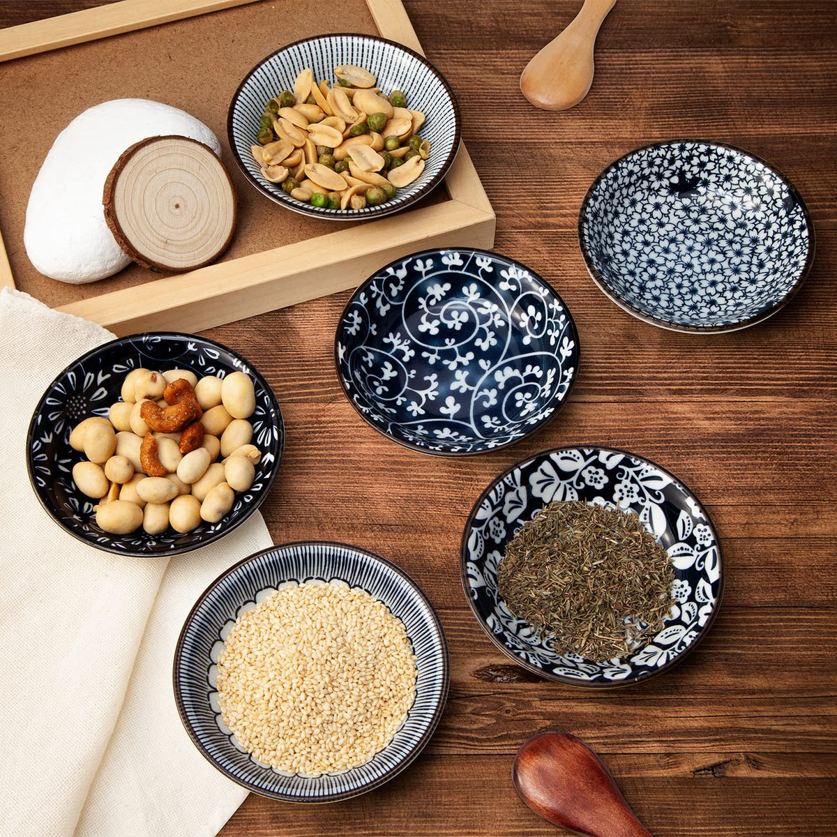 Eisinly set of 6 dips save space with stackable design.