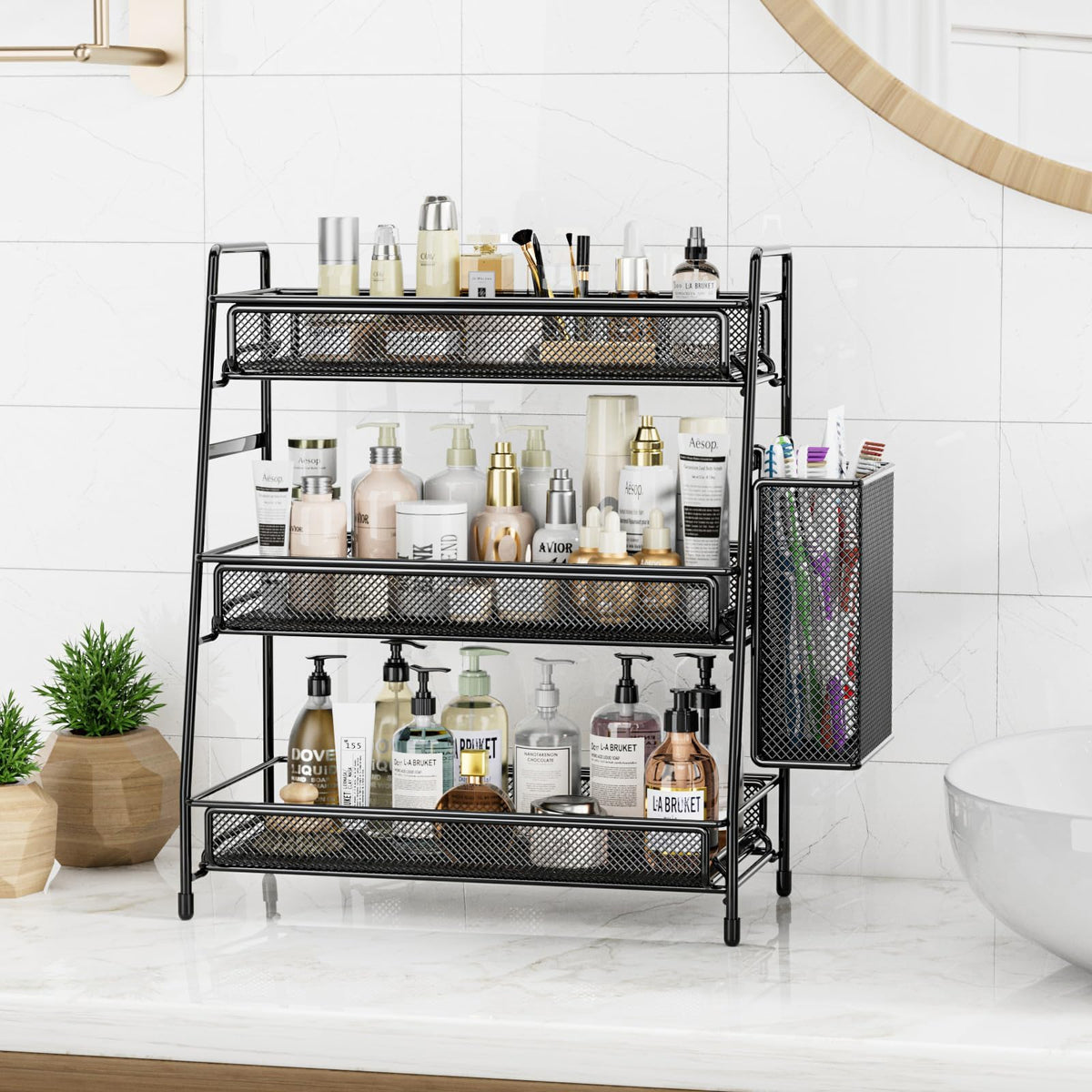 EKNITEY bathroom rack stores spices and cosmetics neatly.