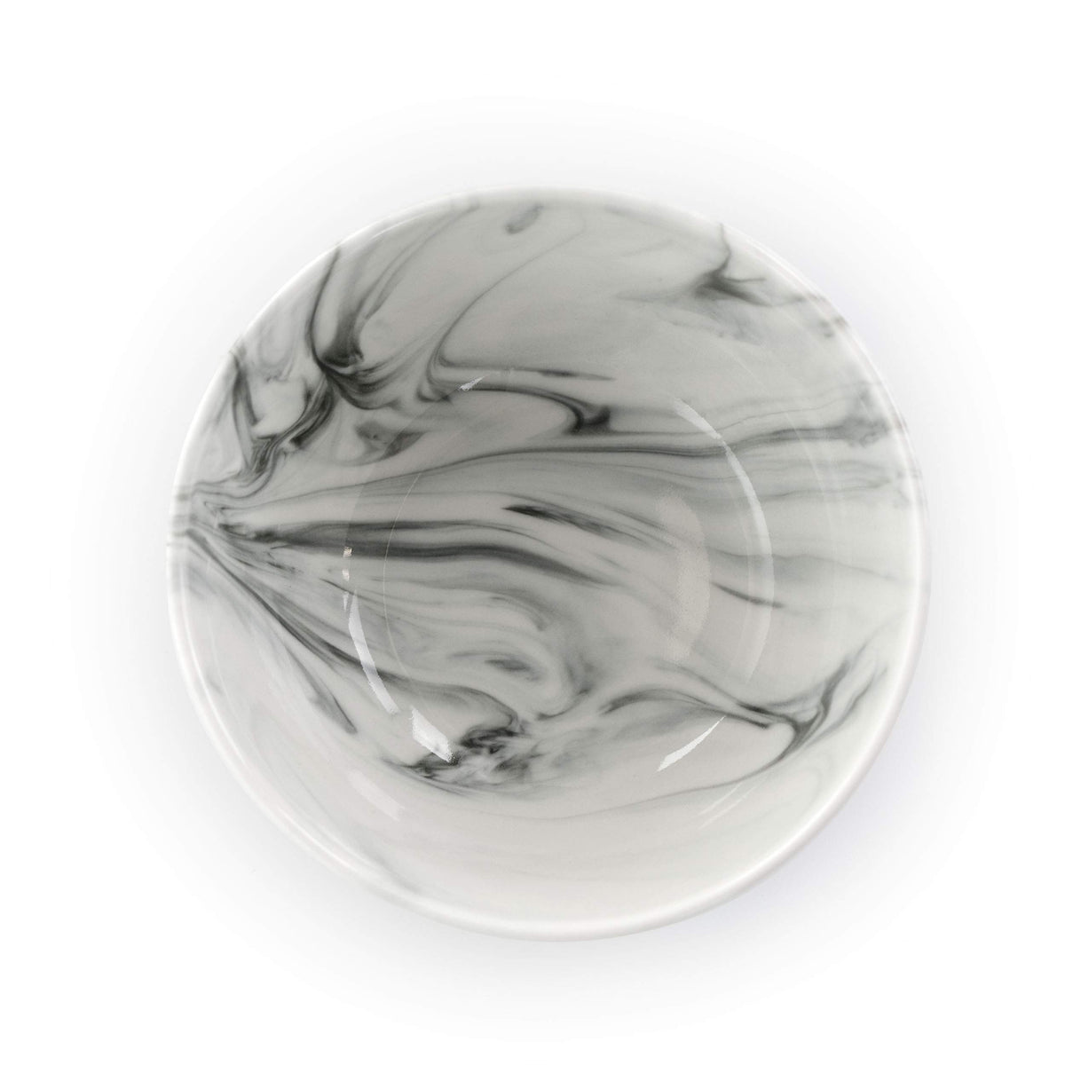 Elama Fine Marble mug set demonstrates comfortable handling and everyday usability.