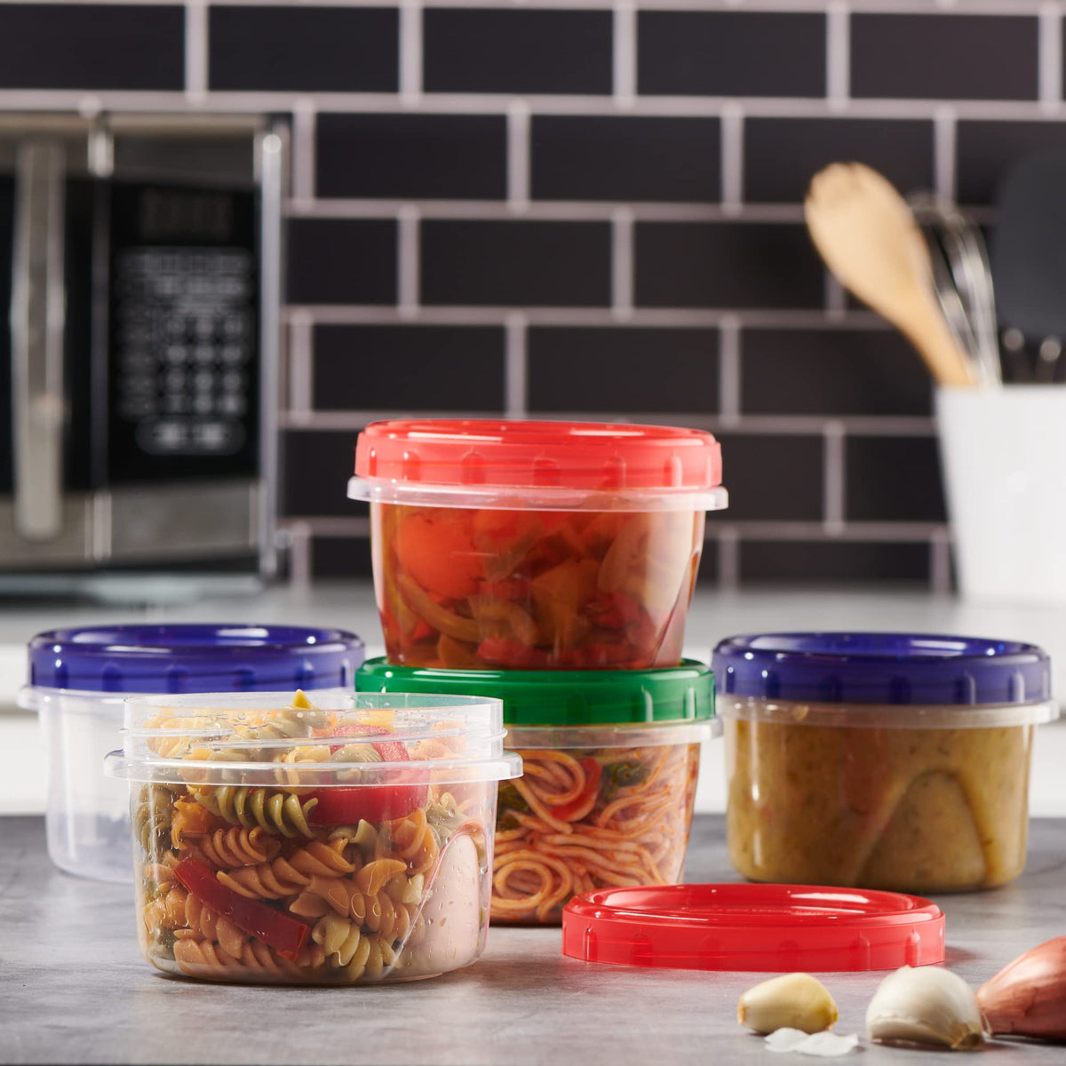 Elegant Disposables clear 16oz container showcases sturdy design ideal for freezing soups and meals.