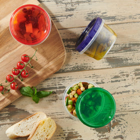 Elegant Disposables color lid set helps quick sorting for lunches and meal planning.