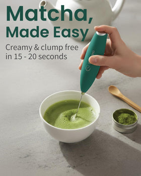 Elementi Matcha Whisk with ergonomic grip provides comfortable control during whisking.