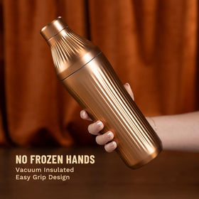 Elevated Craft Diamond Edition shaker vacuum insulation keeps drinks cold longer