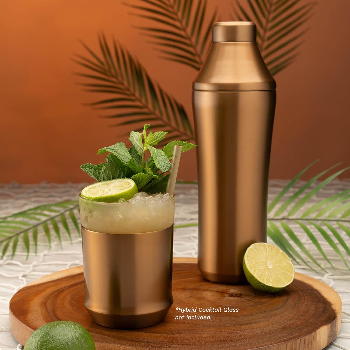 Elevated Craft shaker condensation-free exterior keeps your counter clean.