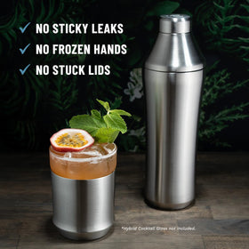 Elevated Craft twist-lock lid demonstrating secure, spill-free operation