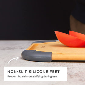 Elihome essential-series juice groove catches liquids during prep.